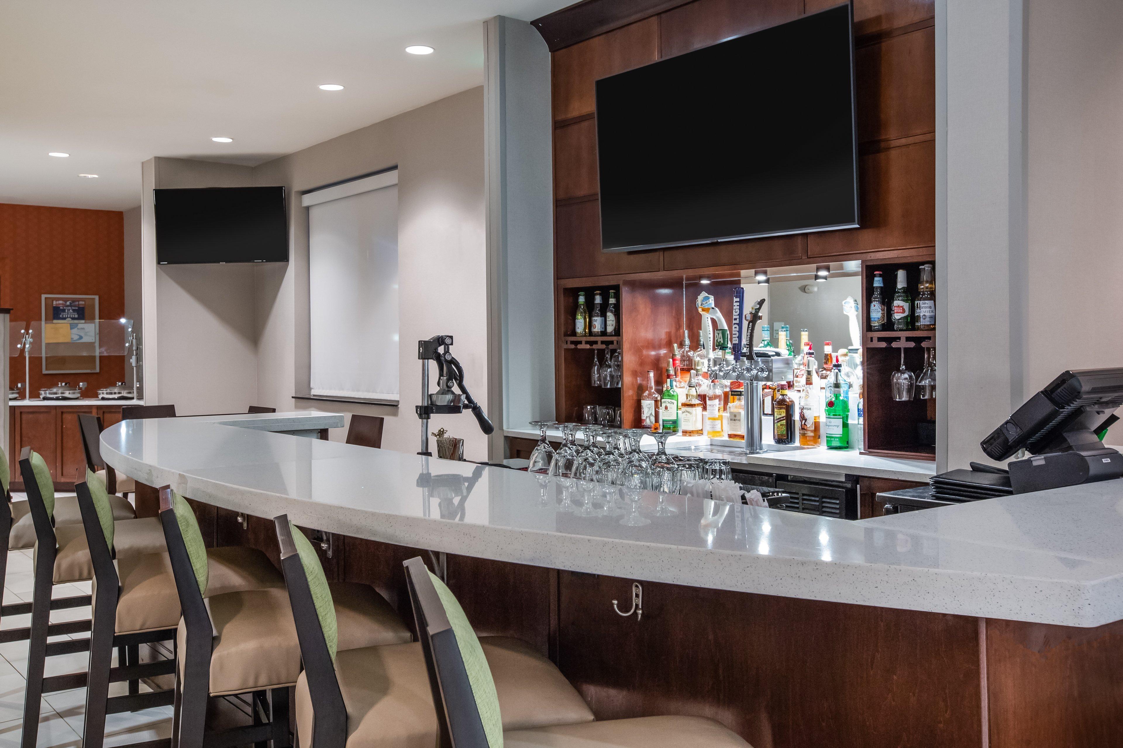 Holiday Inn - Gulfport-Airport By Ihg Exterior photo